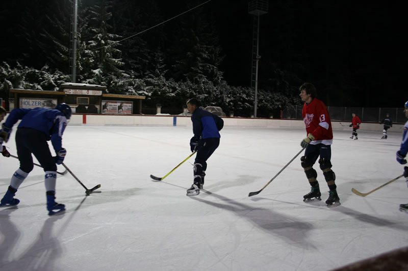 gal/Eishockeyspiel in Toblach/2008-02-02 SVR Eishockey 052.jpg